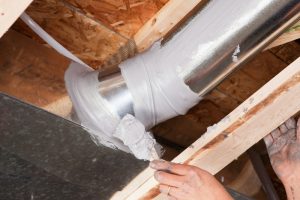 hand-sealing-ductwork