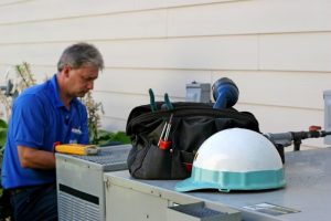 HVAC-technicians-at-work
